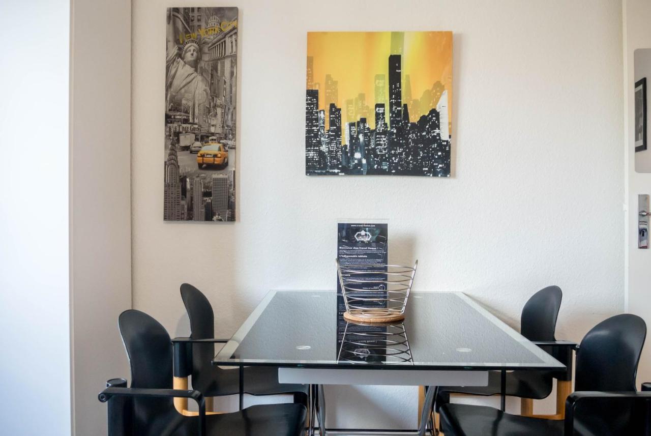 Travel Homes - The Eastside, Parking And Downtown Colmar Buitenkant foto
